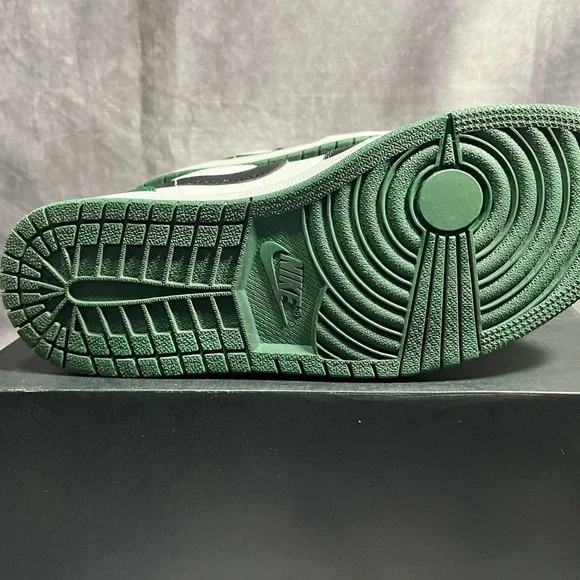 🔥Noble Green Toe🔥 jordan 1 low noble green toe size 9 mens - Picture 9 of 10